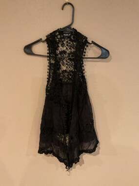 Allen B. Black Crochet Lace Sleeveless Sheer Open Front Boho Vest